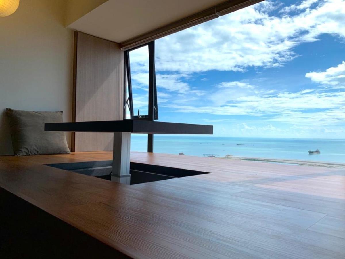 Imperio,res - Seaview -- Private -- 5-7pax Pangsapuri